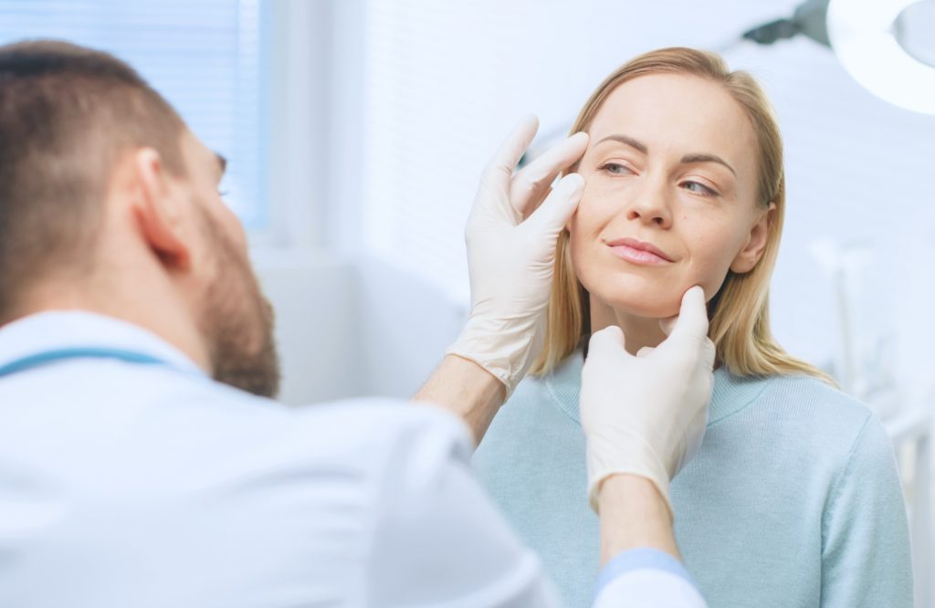 chirurgie esthétique après 50 ans